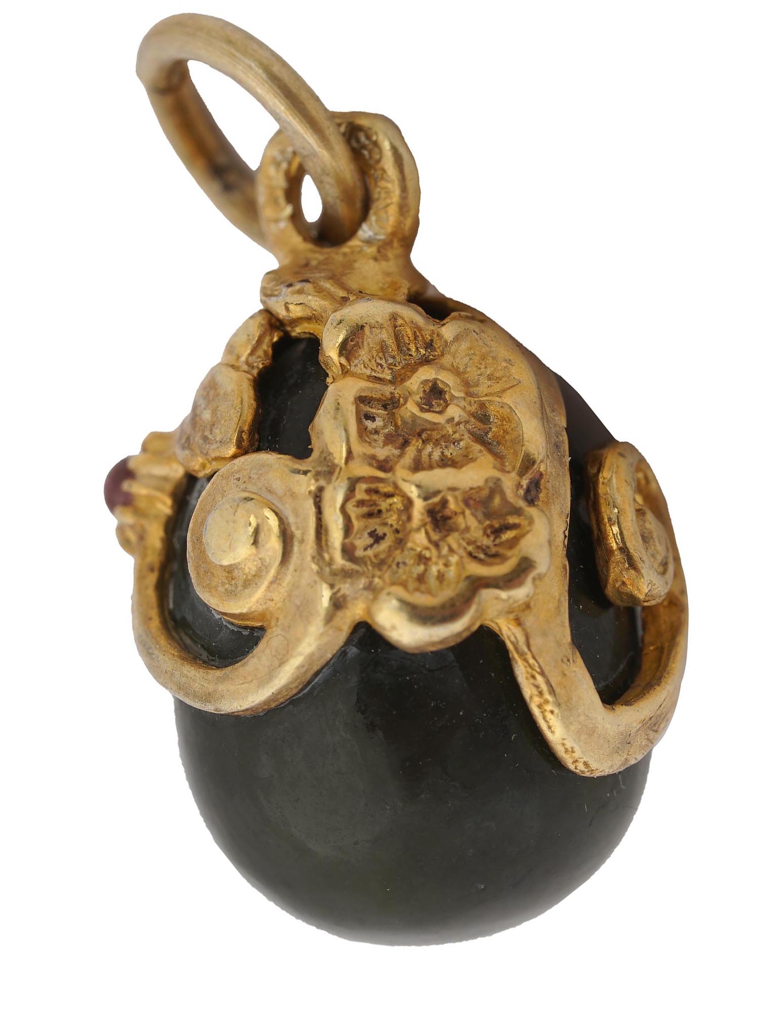RUSSIAN SILVER GILT AND BLACK JADE EGG PENDANT PIC-0